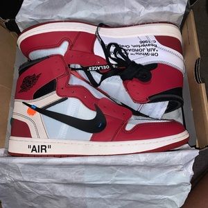 Off-White Chicago Jordan Retro 1